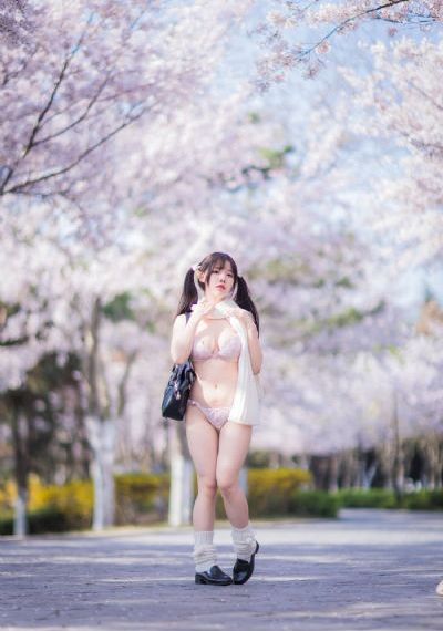 《花容月貌》电影_4K免费在线播放