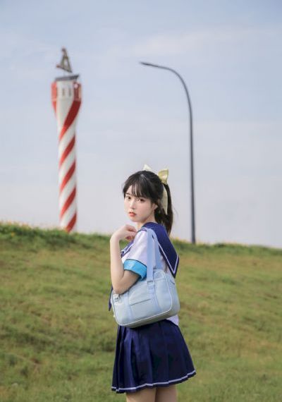 《课中坏事》在线观看_超清在线观看高清