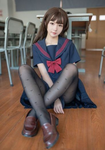 美女草b_BD国语高清视频播放