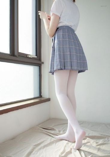 露珠与尤里_HD超清在线观看