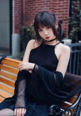 草莓视频在线观看免费_BD英语电影全集观看