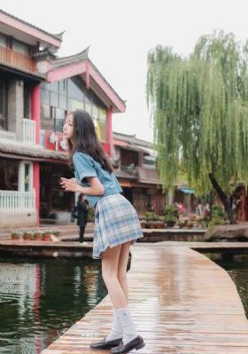 少妇厨房与子伦_BD国语天堂在线